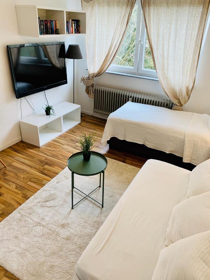 Top renoviertes Appartement in bester Lage von Homburg- 5 Fußminuten zur Uniklinik Homburg  Buitenkant foto